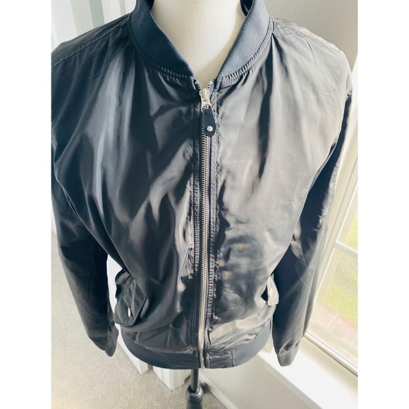 New Light weight Goodfellow & Co Water Resistant Jacket, - Picture 2 of 8